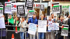 Li Londonê sedhezaran Îsraîl şermezar kir