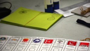 Seçim Salonuna Gün Boyu Londra’da Sekiz Ayrı Noktadan Otobüsler Kalkacak