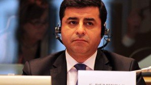 Demirtaş AP’de Konuştu: Türkiye’yi Kızdırmamak Adına İşlenen Suçları Görmezden Gelmek