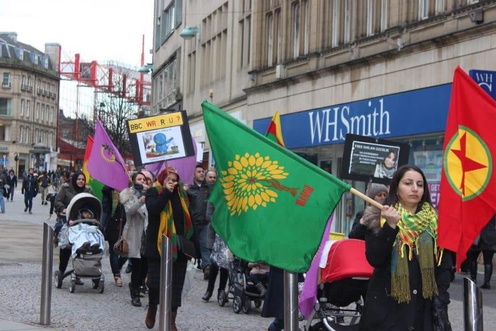İngiltere’nin Shefield kentinde Türk devleti protesto edildi 2