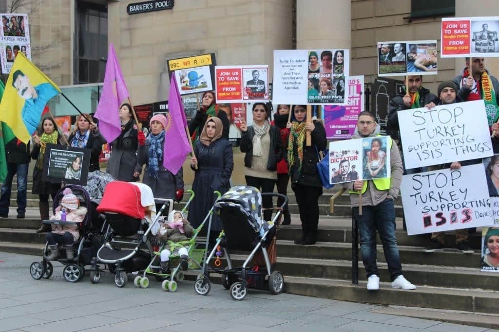 İngiltere’nin Shefield kentinde Türk devleti protesto edildi 5