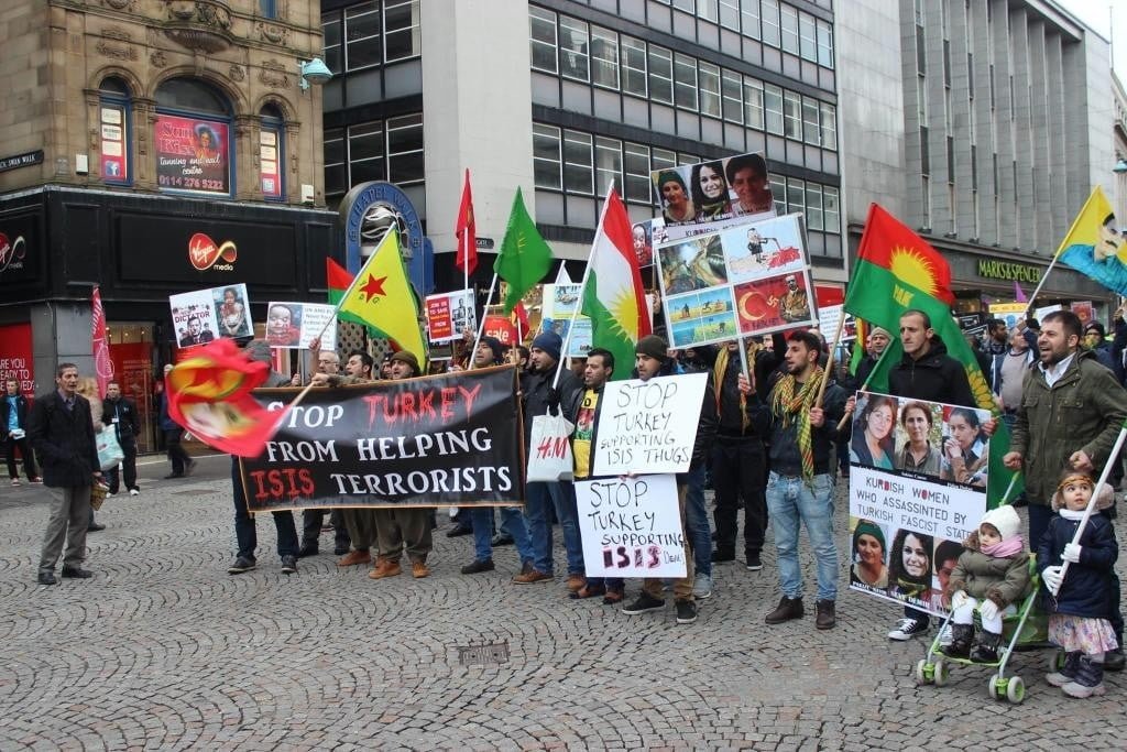 İngiltere’nin Shefield kentinde Türk devleti protesto edildi 6