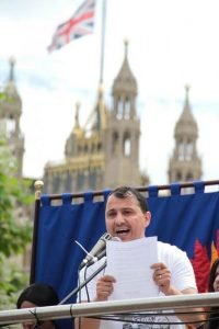 Londra ırkçılığa karşı sokaklara döküldü 3