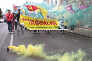 Londra’lı gençlerden Apo’ya özgürlük yürüyüşü 1