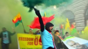 Londra Merkezinde ‘Öcalan’a Özgürlük’ Sloganları