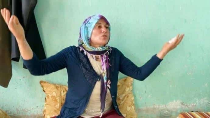 İpek Er’in annesi Jinnews’e konuştu: Devlet ve belindeki silaha güvendi İpek Er’in annesi Jinnews’e konuştu: Devlet ve belindeki silaha güvendi