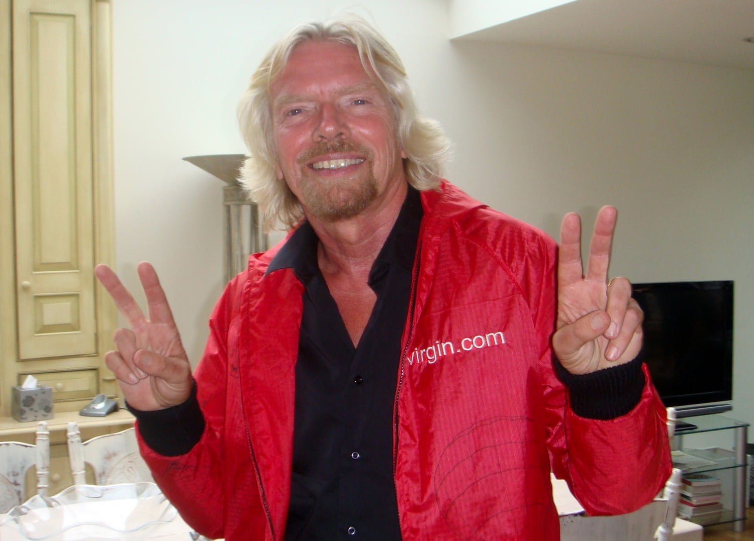 Richard Branson: Rewşa Kobanê Min pir xemgîn dike Richard Branson: Rewşa Kobanê Min pir xemgîn dike