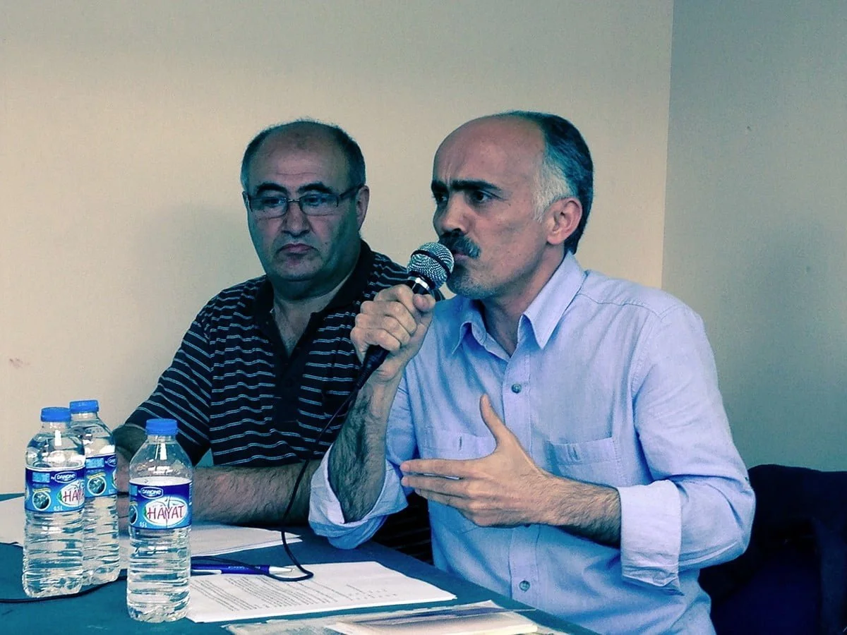 ‘Annem Tek Kelime Türkçe Bilmiyordu, Torunu Tek Kelime Kürtçe Anlamıyor’ ‘Annem Tek Kelime Türkçe Bilmiyordu, Torunu Tek Kelime Kürtçe Anlamıyor’