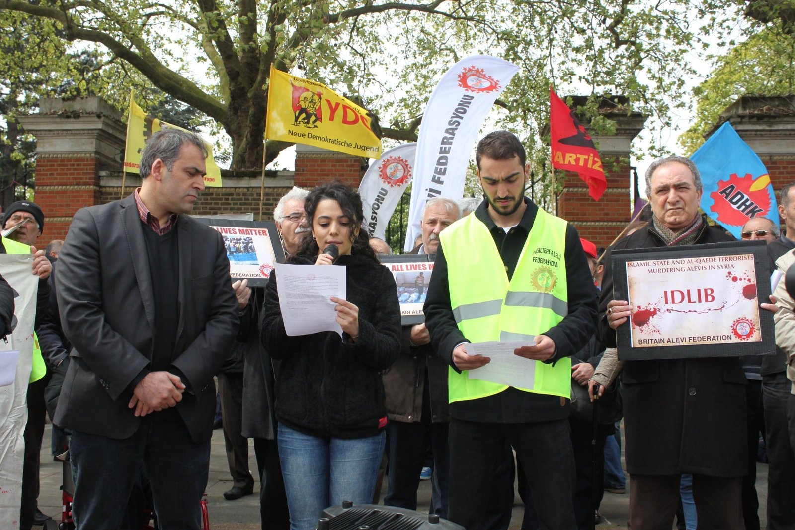 İştebrak’taki Alevi Katliamı Protesto Edildi İştebrak’taki Alevi Katliamı Protesto Edildi
