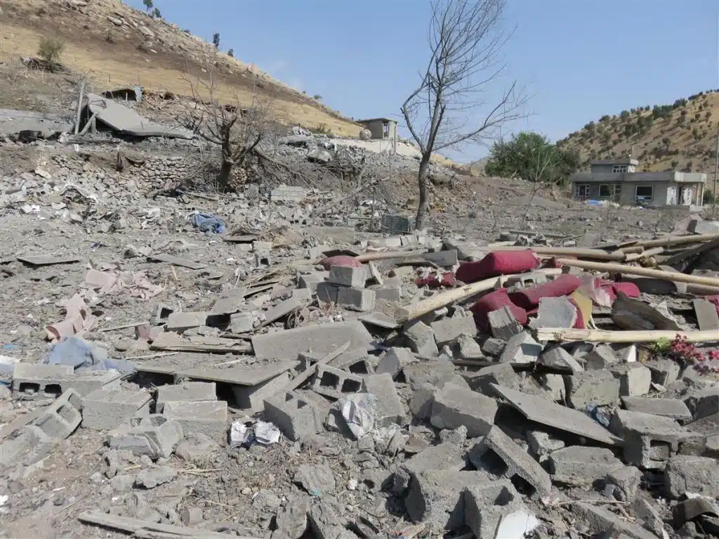 İnsanlar ölüyor, silah tüccarları zenginleşiyor İnsanlar ölüyor, silah tüccarları zenginleşiyor