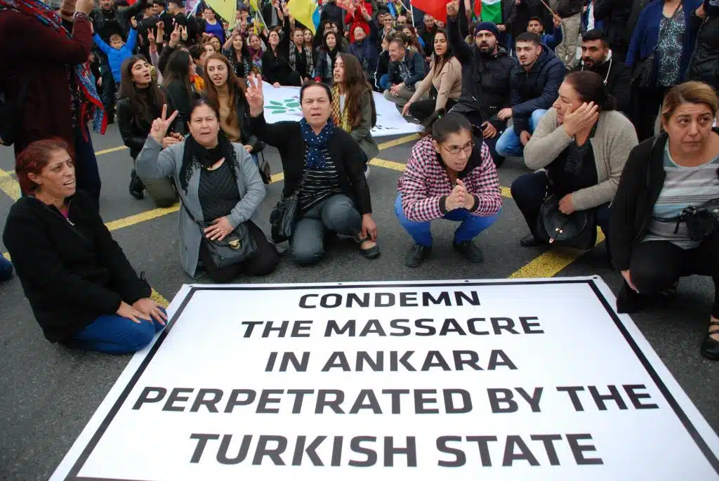 Ankara Katliamı Londra’da protesto edildi 1