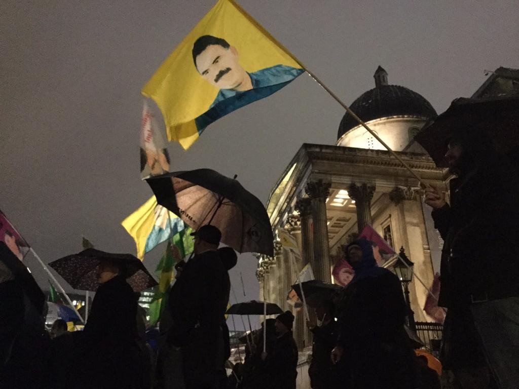 Londra’da büyük eylem: Tren istasyonu işgal edildi Londra’da büyük eylem: Tren istasyonu işgal edildi