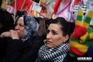 Katledilişmlerinin Üçüncü yılında düzenlenen anma etkinlikleri çerçevesinde düzenlenen büyük yürüyüşte Paris’in merkezi, Avrupa’nın çeşitli bölgelerinde gelen vatandaş ile adeta işkal edildi.