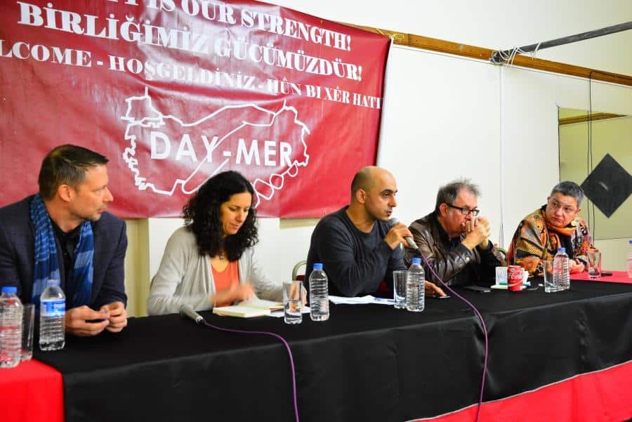 Barış İsteyen Akademisyenler Londra’dan Konuştu Barış İsteyen Akademisyenler Londra’dan Konuştu