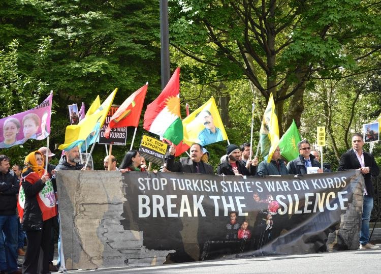 TSK Saldırıları Londra’da Kınandı TSK Saldırıları Londra’da Kınandı