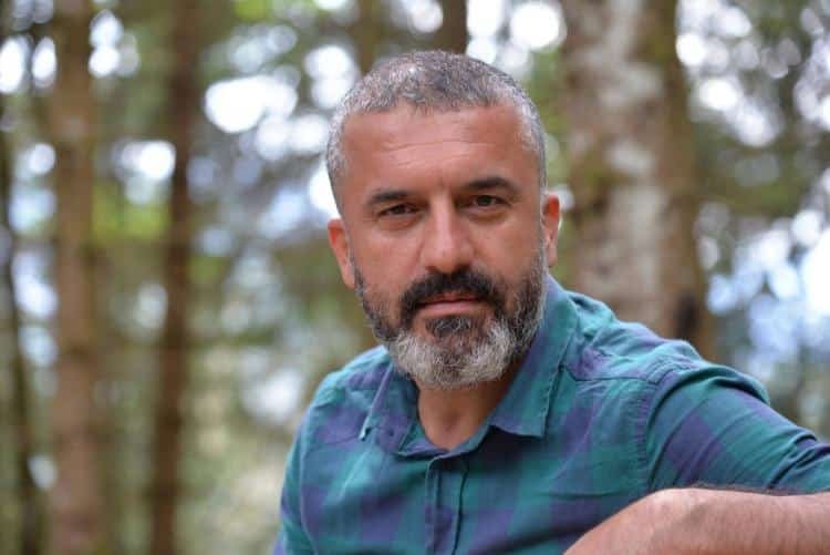“Bekçi” Oyunu İmza ve Söyleşi Günü “Bekçi” Oyunu İmza ve Söyleşi Günü