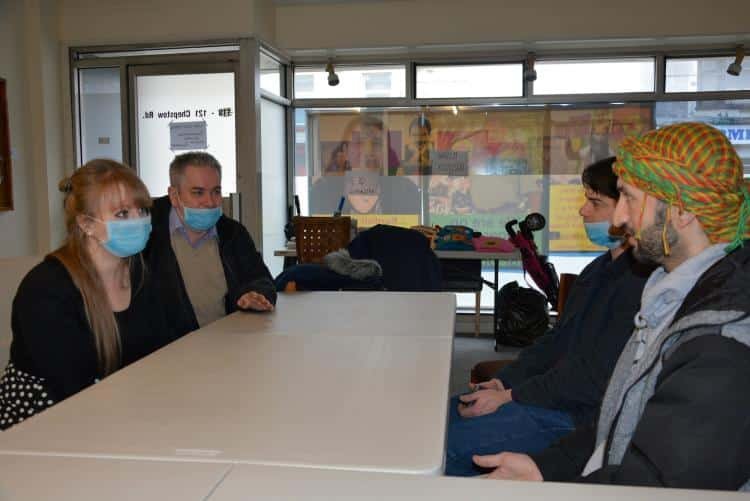 Galler’den İmam Şiş’e Yoğun Destek Galler’den İmam Şiş’e Yoğun Destek