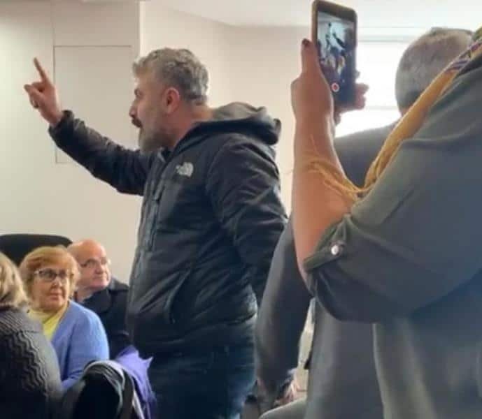 İşgale onay veren CHP’ye Londra’da soğuk duş İşgale onay veren CHP’ye Londra’da soğuk duş