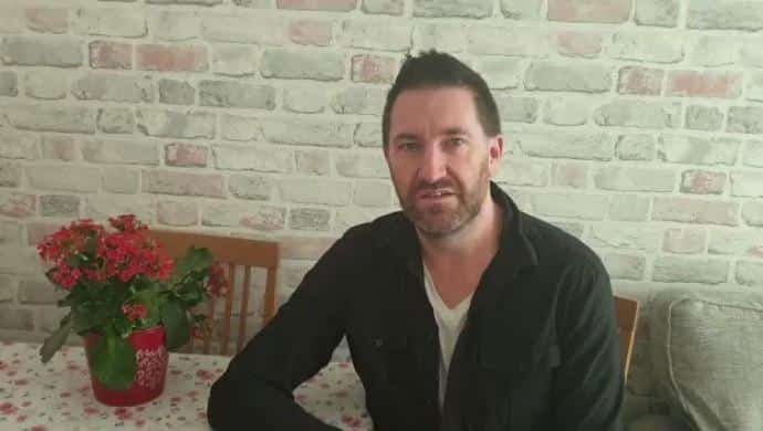 Gazeteci Sweeney dayanışma amacıyla açlık grevine başlıyor Gazeteci Sweeney dayanışma amacıyla açlık grevine başlıyor