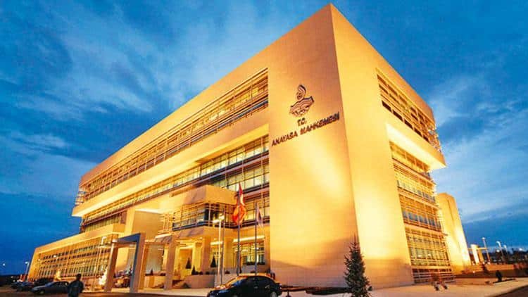 Anayasa Mahkemesi, infaz paketini ve milletvekilliği düşürülen HDP’lilerin itirazını görüşecek Anayasa Mahkemesi, infaz paketini ve milletvekilliği düşürülen HDP’lilerin itirazını görüşecek