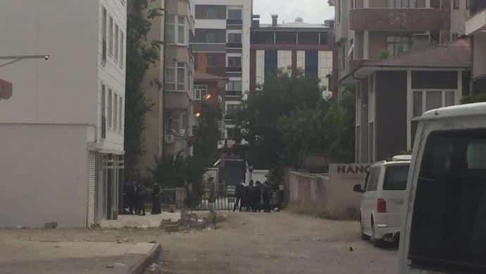 HDP Van il binası polis ablukasına alındı HDP Van il binası polis ablukasına alındı
