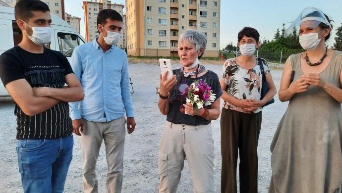 Tahliye olan Selma Altan: Cezaevlerinde korkunç tecrit uygulanıyor Tahliye olan Selma Altan: Cezaevlerinde korkunç tecrit uygulanıyor