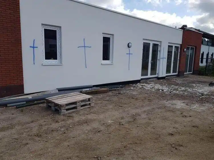 Hollanda’da cemevi’ne saldırı Hollanda’da cemevi’ne saldırı