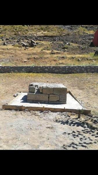 Hasret Gültekin’in Heykeli Söküldü Hasret Gültekin’in Heykeli Söküldü
