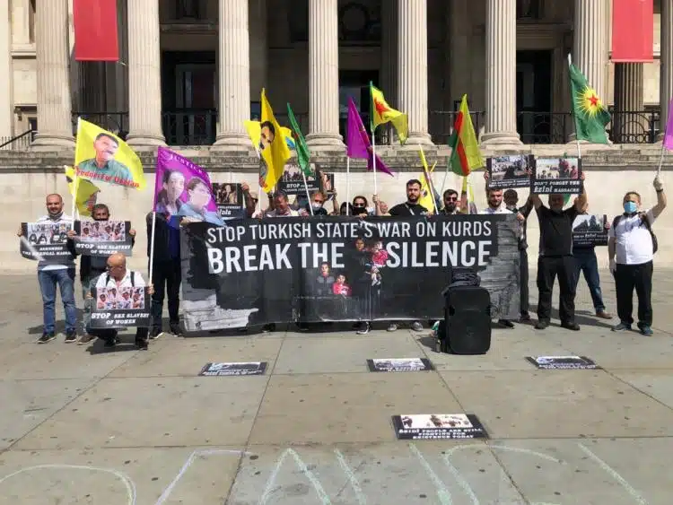 Londra’dan Soykırıma Tepki : Şengal’i Asla Unutturmayacağız Londra’dan Soykırıma Tepki : Şengal’i Asla Unutturmayacağız