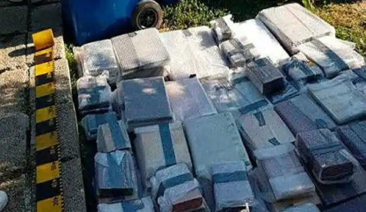 İngiltere’de 3 yıl önce çalınan nadide kitaplar Romanya’da ele geçirildi İngiltere’de 3 yıl önce çalınan nadide kitaplar Romanya’da ele geçirildi