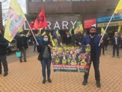 Londra’da Kürtler Öcalan’ için alana çıktı