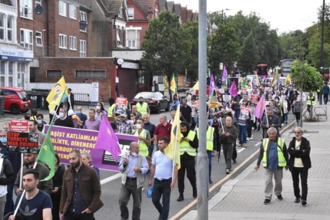 Londra’da ‘Konya katliamı’na kitlesel öfke